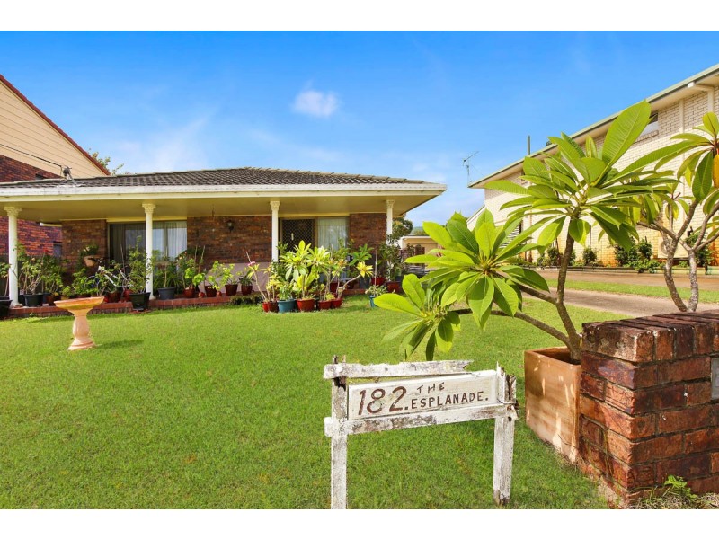 182 Golden Beach Esplanade, Golden Beach QLD 4551