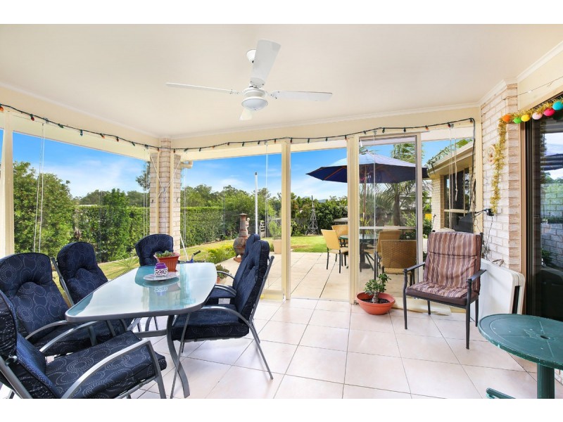 1 Pacific Place, Beerwah QLD 4519