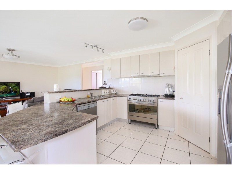 1 Pacific Place, Beerwah QLD 4519