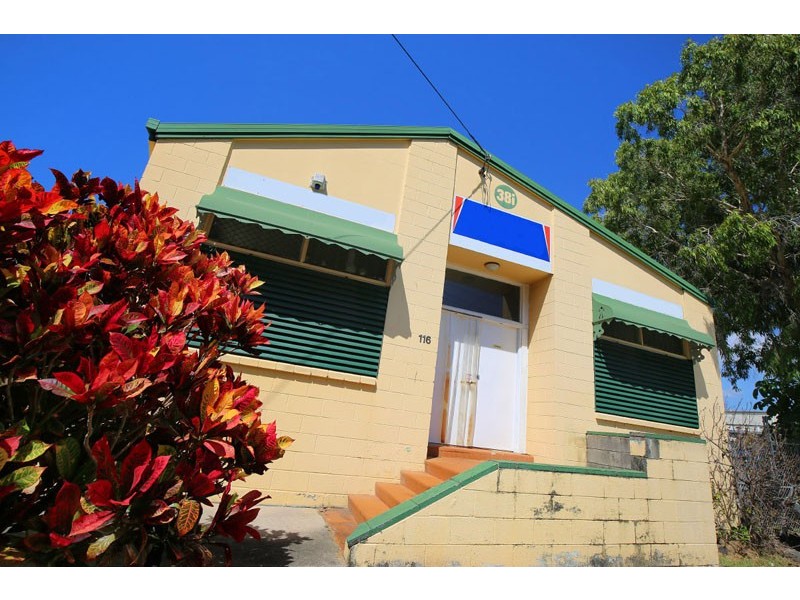 116-118 Grigor St West, Moffat Beach QLD 4551