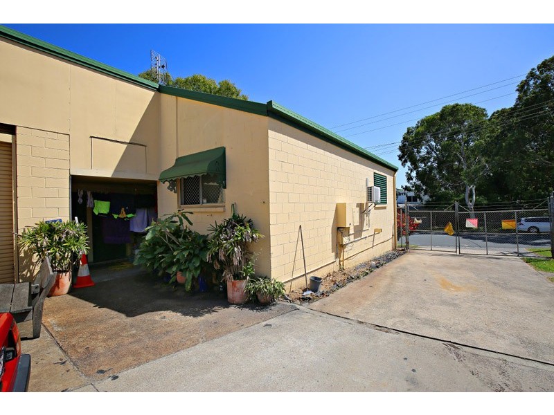 116-118 Grigor St West, Moffat Beach QLD 4551