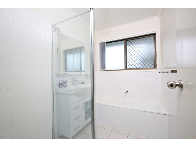 5 Saracen St, Battery Hill QLD 4551