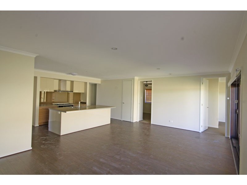 18 Apple Crescent, Caloundra West QLD 4551
