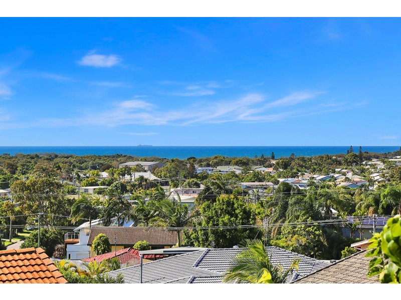 787 Nicklin Way, Battery Hill QLD 4551