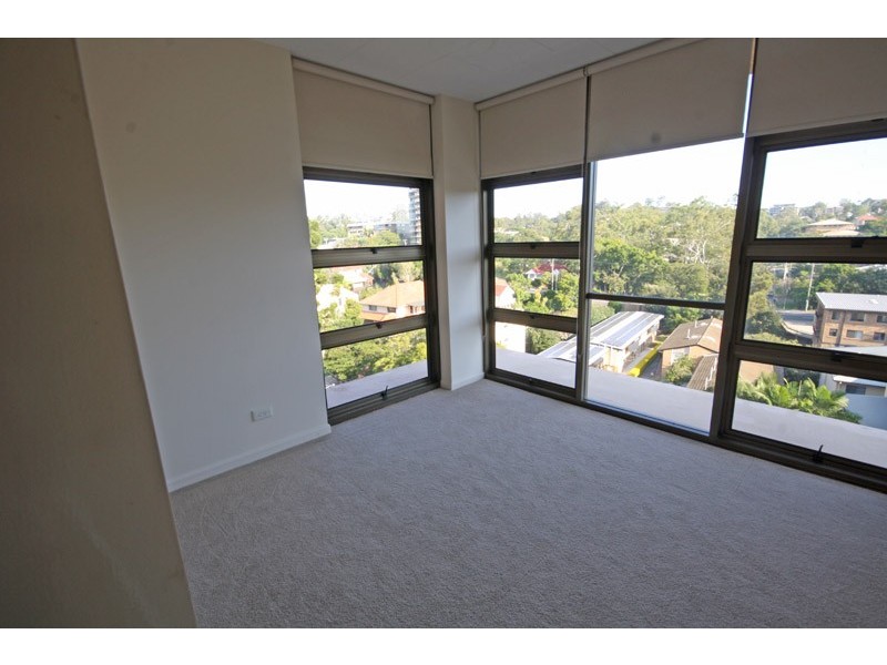 25/72 Sandford Street – Riverford, St Lucia QLD 4067