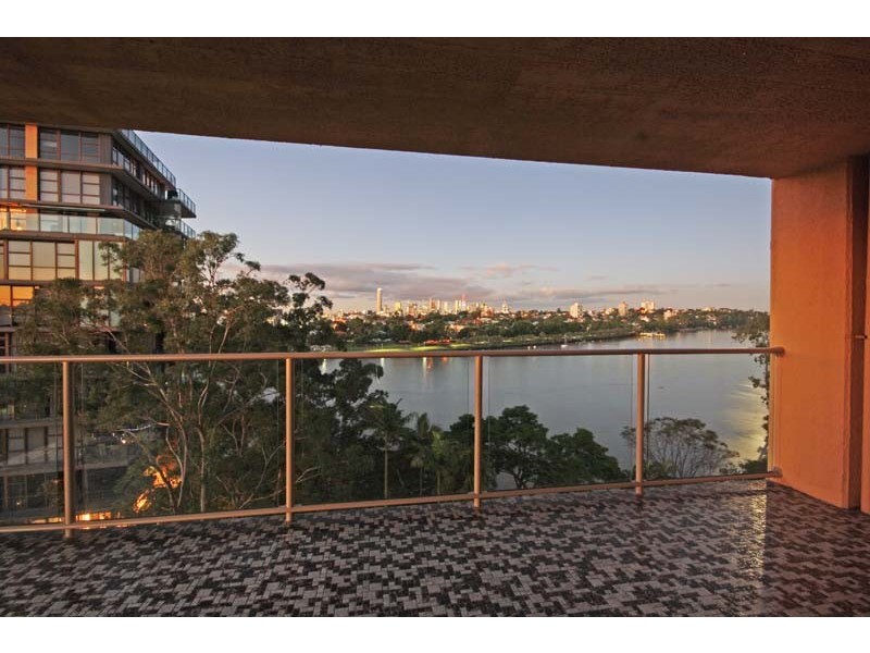 25/72 Sandford Street – Riverford, St Lucia QLD 4067