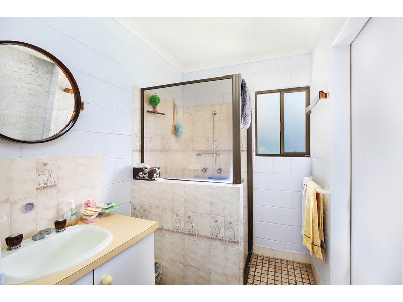 18 Pretella St, Wurtulla QLD 4575