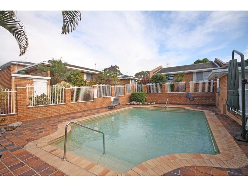 13/2 Lyon Street, Dicky Beach QLD 4551