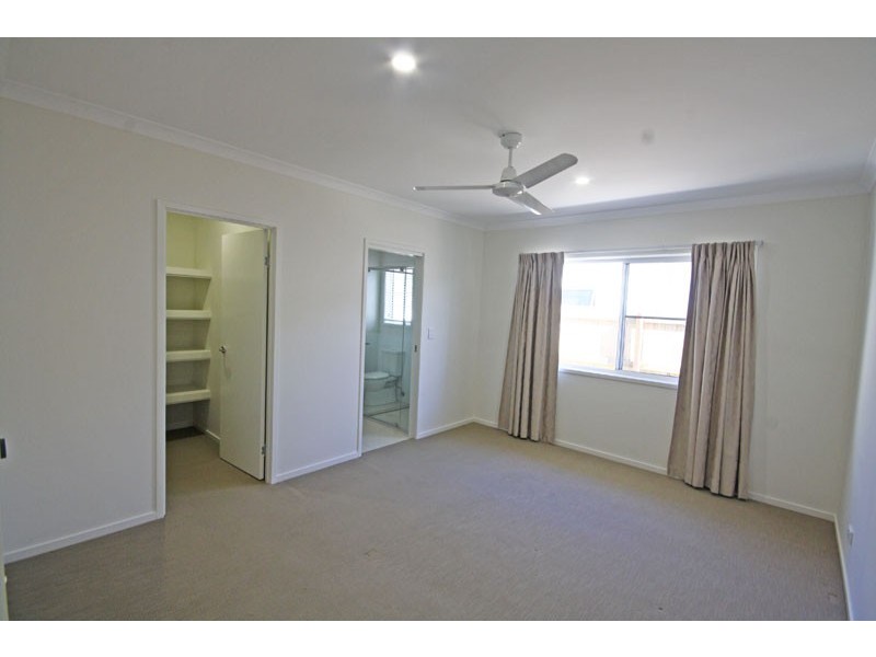 14 Emerald Drive, Caloundra West QLD 4551