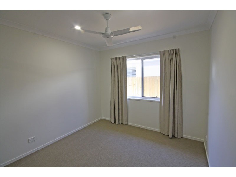 14 Emerald Drive, Caloundra West QLD 4551