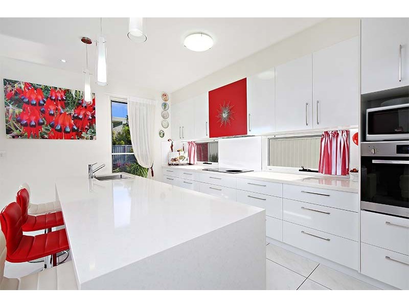 10 Keelson Street, Birtinya QLD 4575