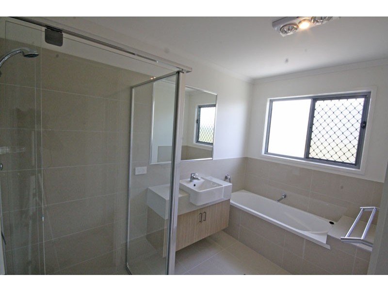 22 Capricorn Crescent, Meridan Plains QLD 4551