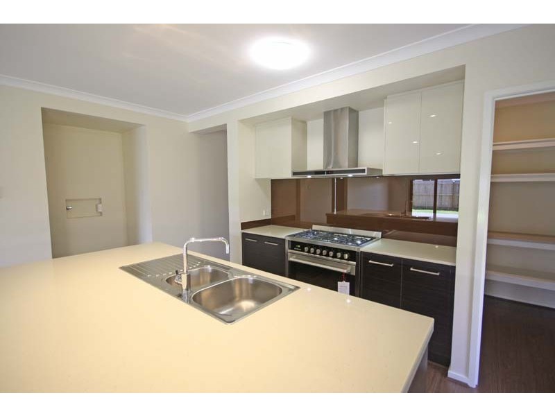40 Ochre Crescent, Caloundra West QLD 4551