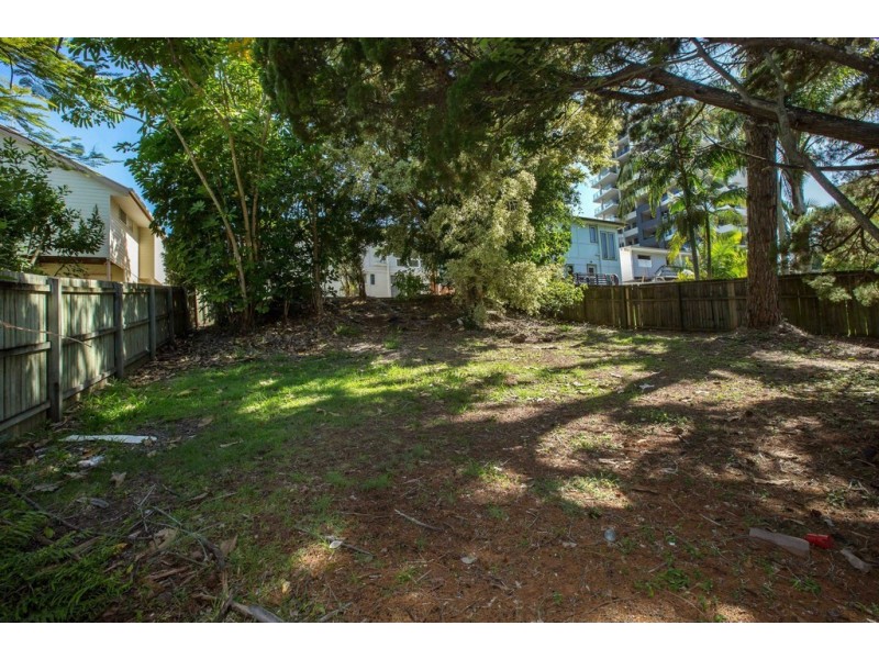 31 Saltair Street, Kings Beach QLD 4551