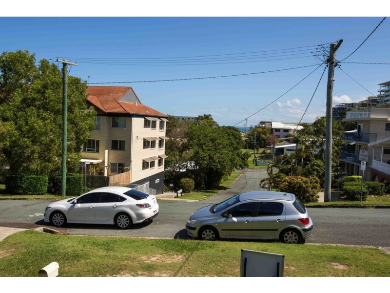 31 Saltair Street, Kings Beach QLD 4551