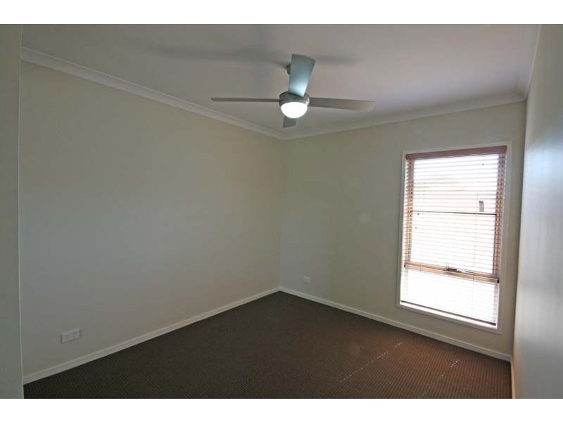 4 Barcoo Lane, Pelican Waters QLD 4551