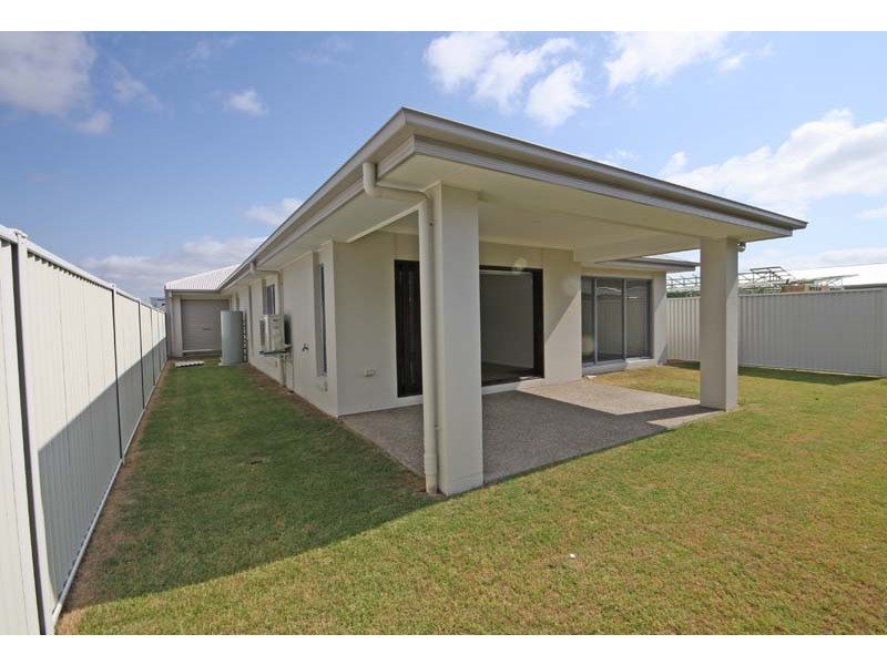 4 Barcoo Lane, Pelican Waters QLD 4551