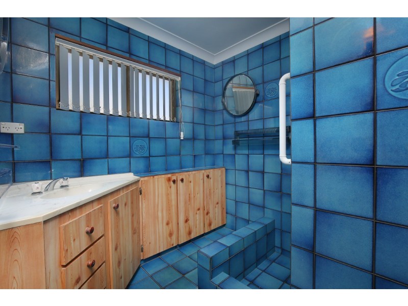 7 Russell St, Moffat Beach QLD 4551