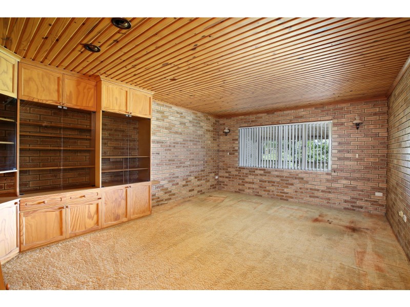 7 Russell St, Moffat Beach QLD 4551