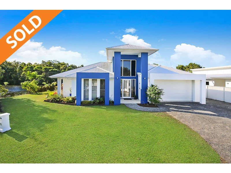 12 Stephen Burton Way, Pelican Waters QLD 4551