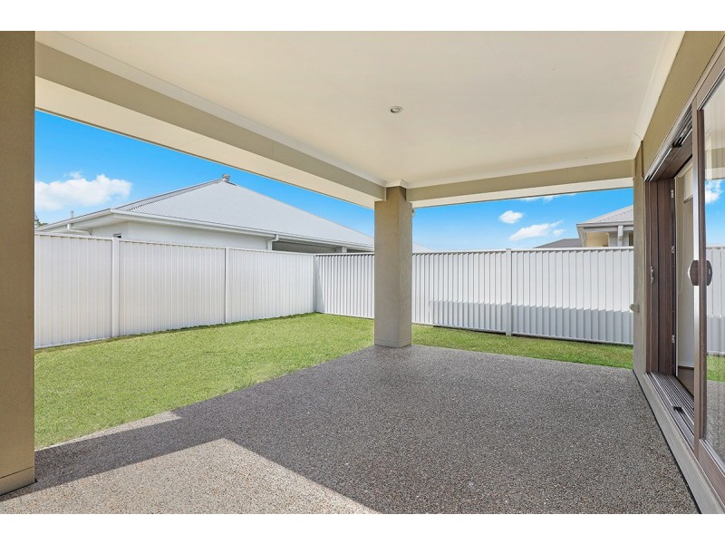 16 Comet Street, Pelican Waters QLD 4551