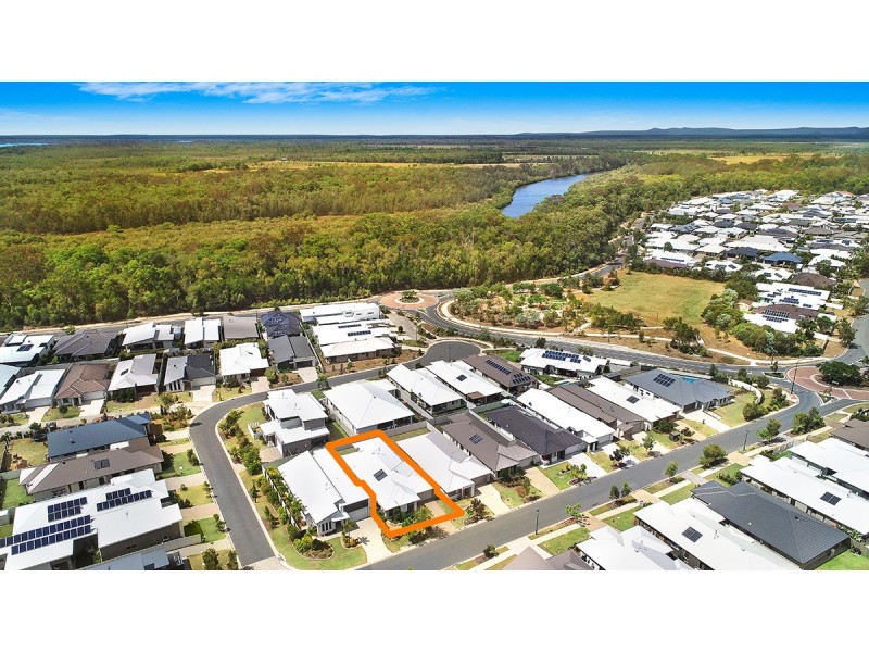 16 Comet Street, Pelican Waters QLD 4551