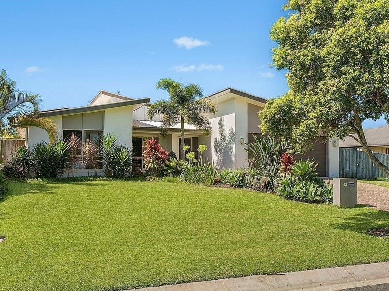13 Riberry Place, Meridan Plains QLD 4551