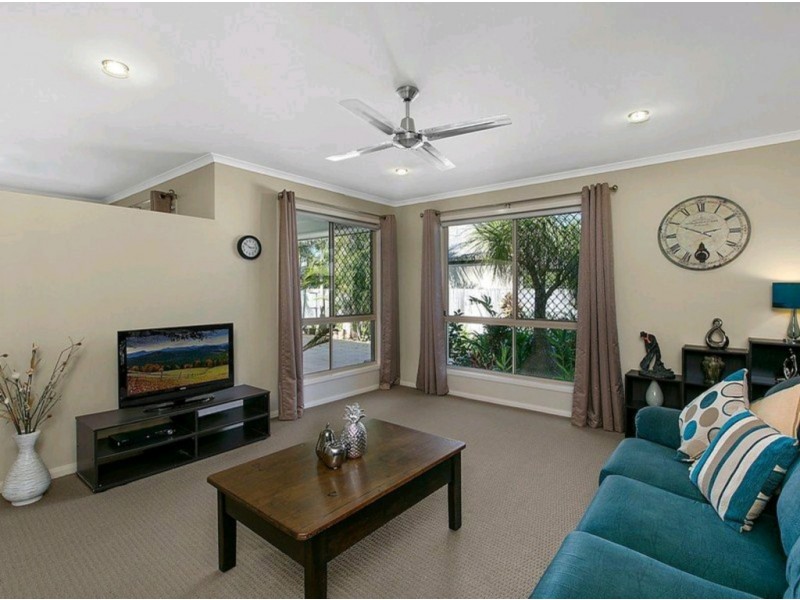13 Riberry Place, Meridan Plains QLD 4551