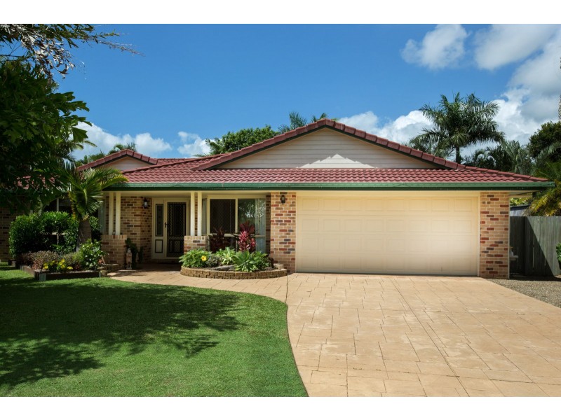 8 Amity Court, Pelican Waters QLD 4551