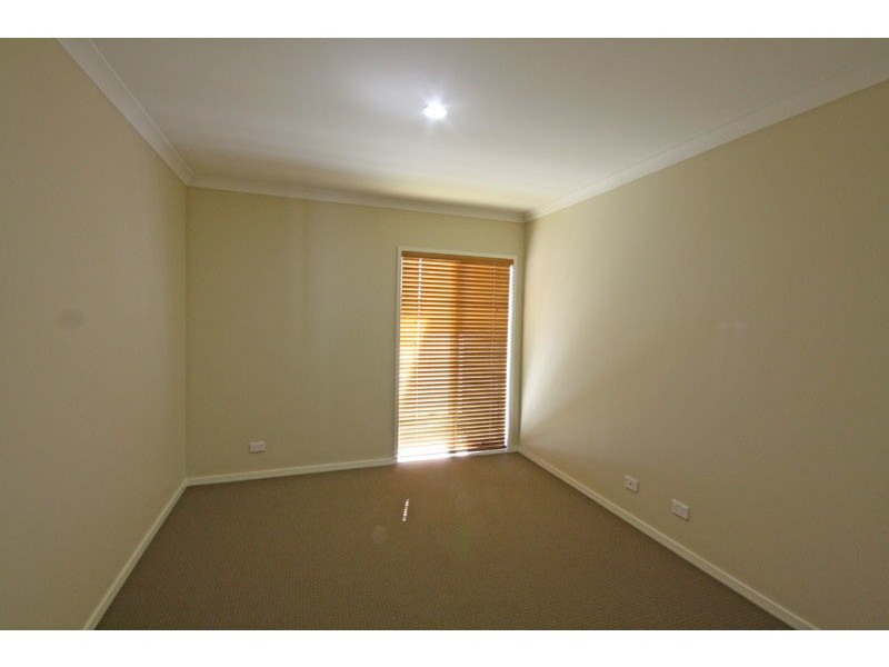 11 Comet Street, Pelican Waters QLD 4551