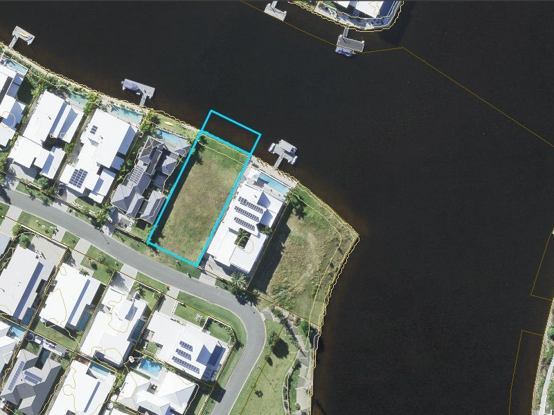 36 Deepwater Ccrt, Pelican Waters QLD 4551