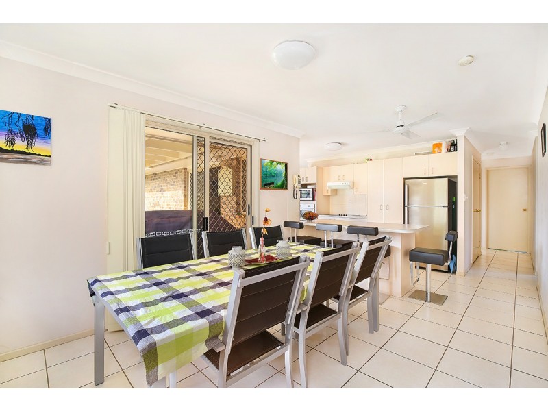 37 Perindi Ch, Currimundi QLD 4551