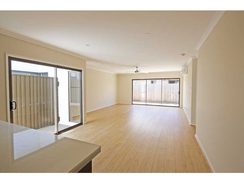 28 Emerald Drive, Caloundra West QLD 4551
