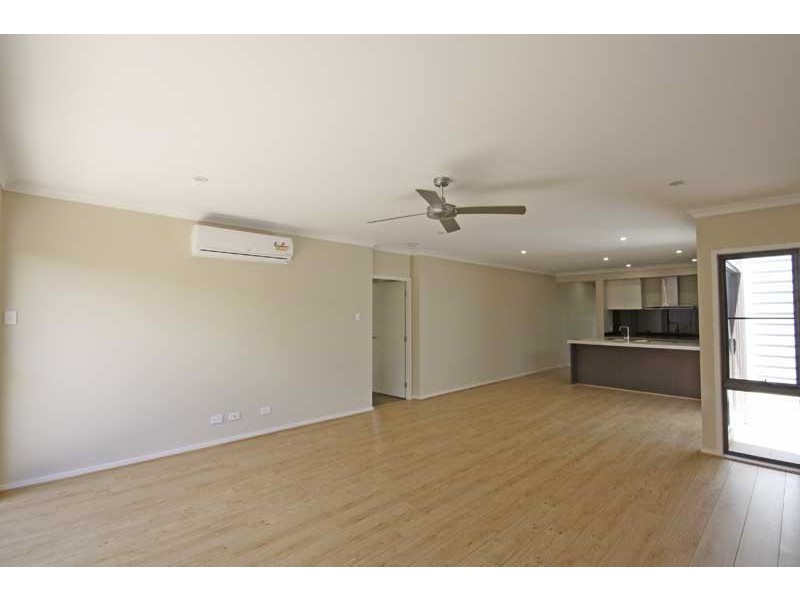 28 Emerald Drive, Caloundra West QLD 4551