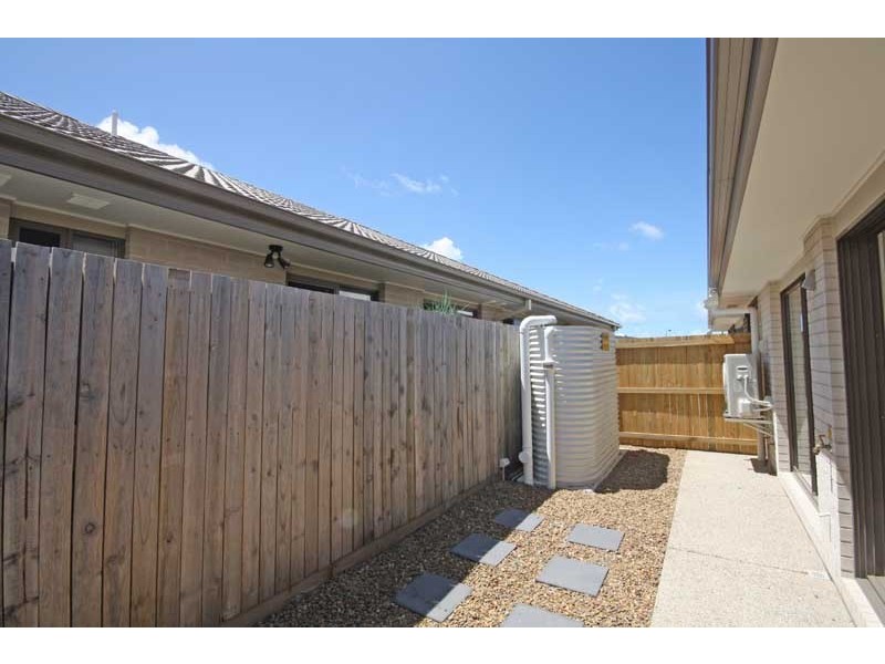 28 Emerald Drive, Caloundra West QLD 4551