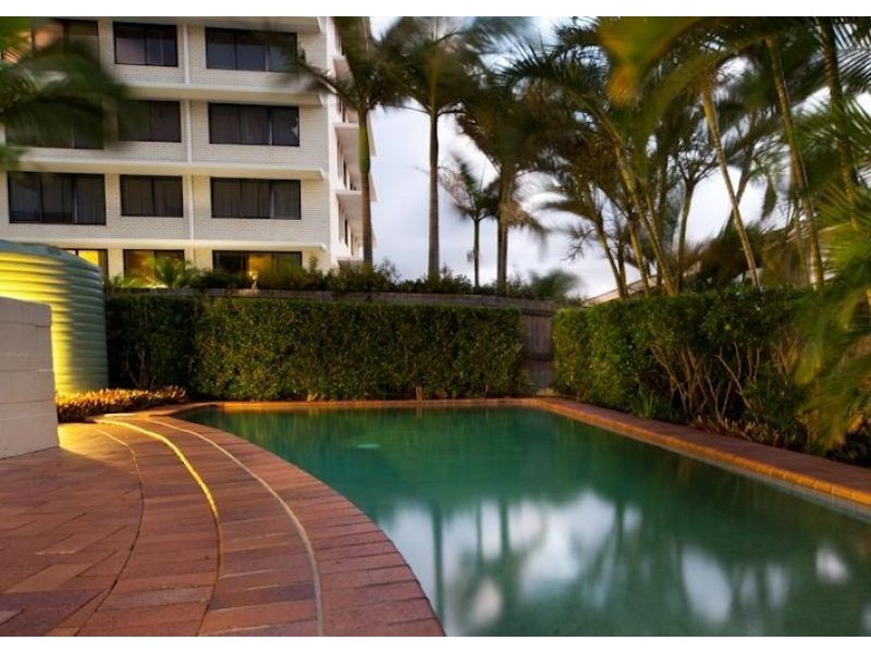 2/66 Albert St – Manhattan, Kings Beach QLD 4551