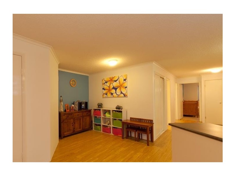 2/66 Albert St – Manhattan, Kings Beach QLD 4551