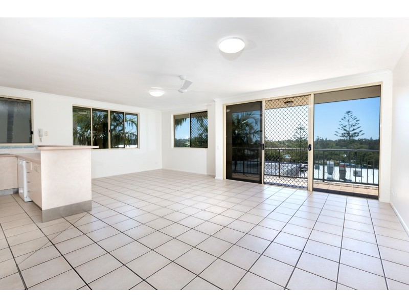 4/9 Rooke St – The Boathouse, Dicky Beach QLD 4551