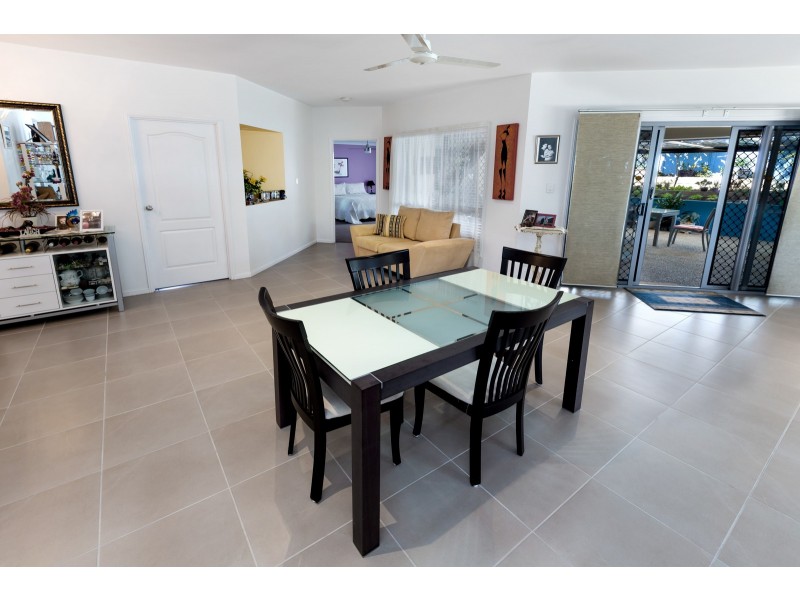 15 Kingsley Court, Little Mountain QLD 4551