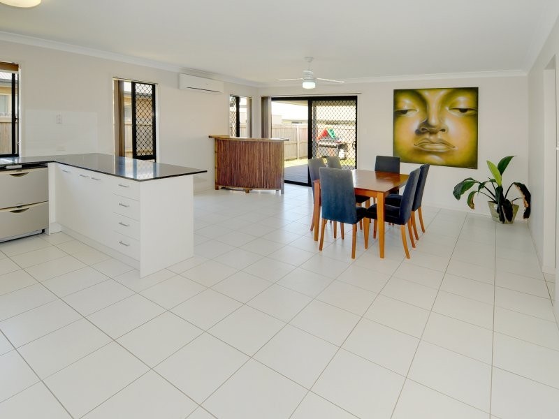 4 Torrens Court, Caloundra West QLD 4551