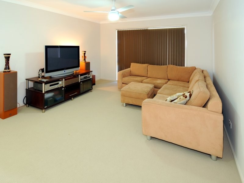 4 Torrens Court, Caloundra West QLD 4551
