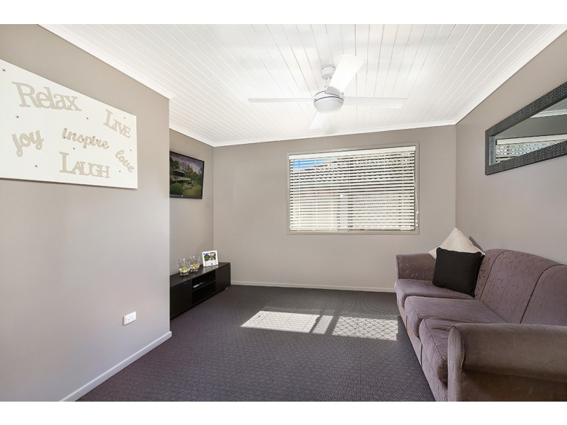 86 Wavell Ave, Golden Beach QLD 4551