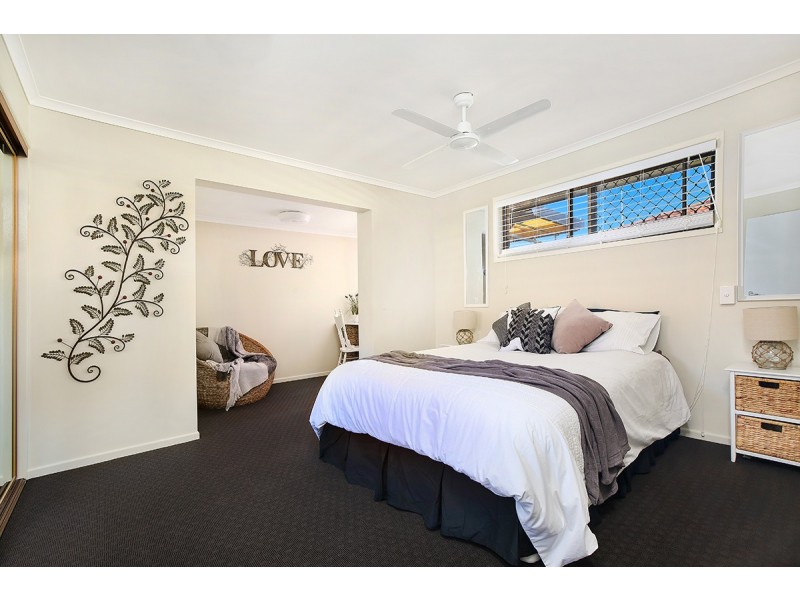 86 Wavell Ave, Golden Beach QLD 4551