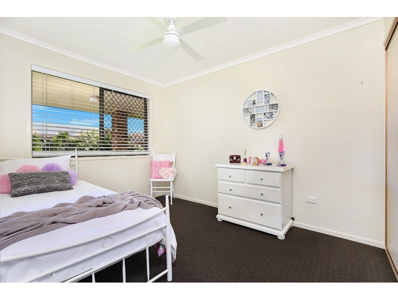 86 Wavell Ave, Golden Beach QLD 4551