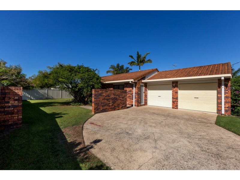 5 Dahlia St, Bokarina QLD 4575