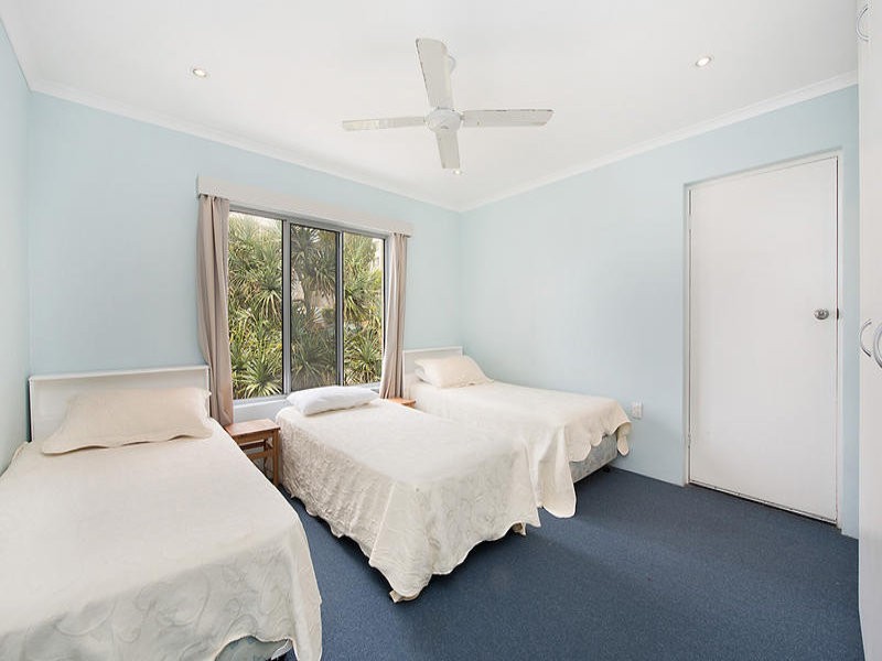 2/7 Dingle Avenue – Beachcomber, Kings Beach QLD 4551