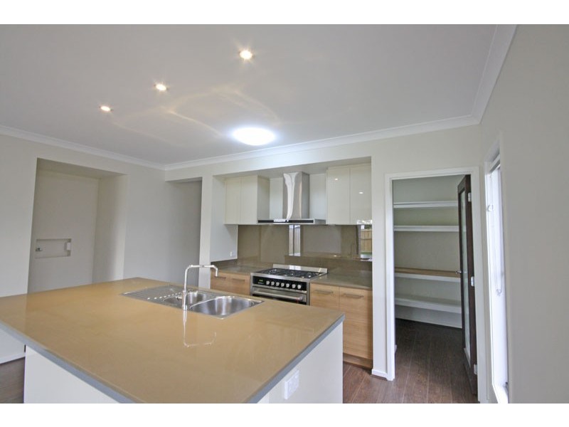 10 Teal Street, Caloundra West QLD 4551