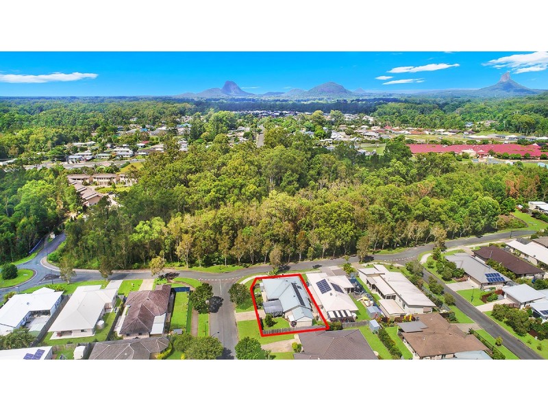 13 Parkside Drive, Beerwah QLD 4519