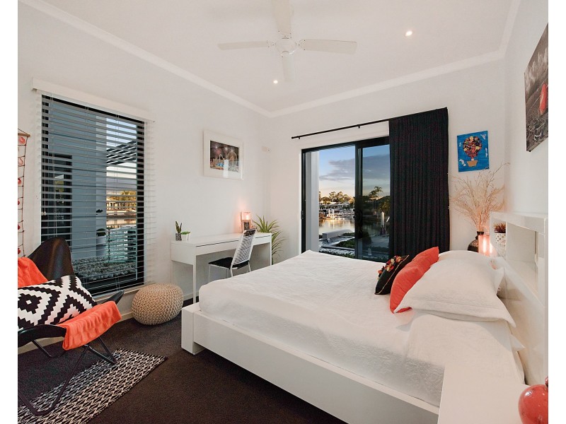 24 Reliance Place, Pelican Waters QLD 4551