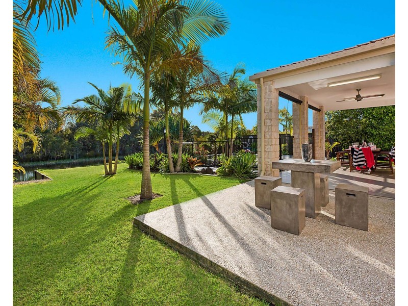 13 Rutherford Pl, Pelican Waters QLD 4551